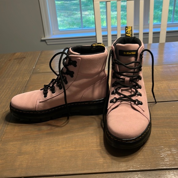 Dr. Martens Shoes - Pink dr martens never worn